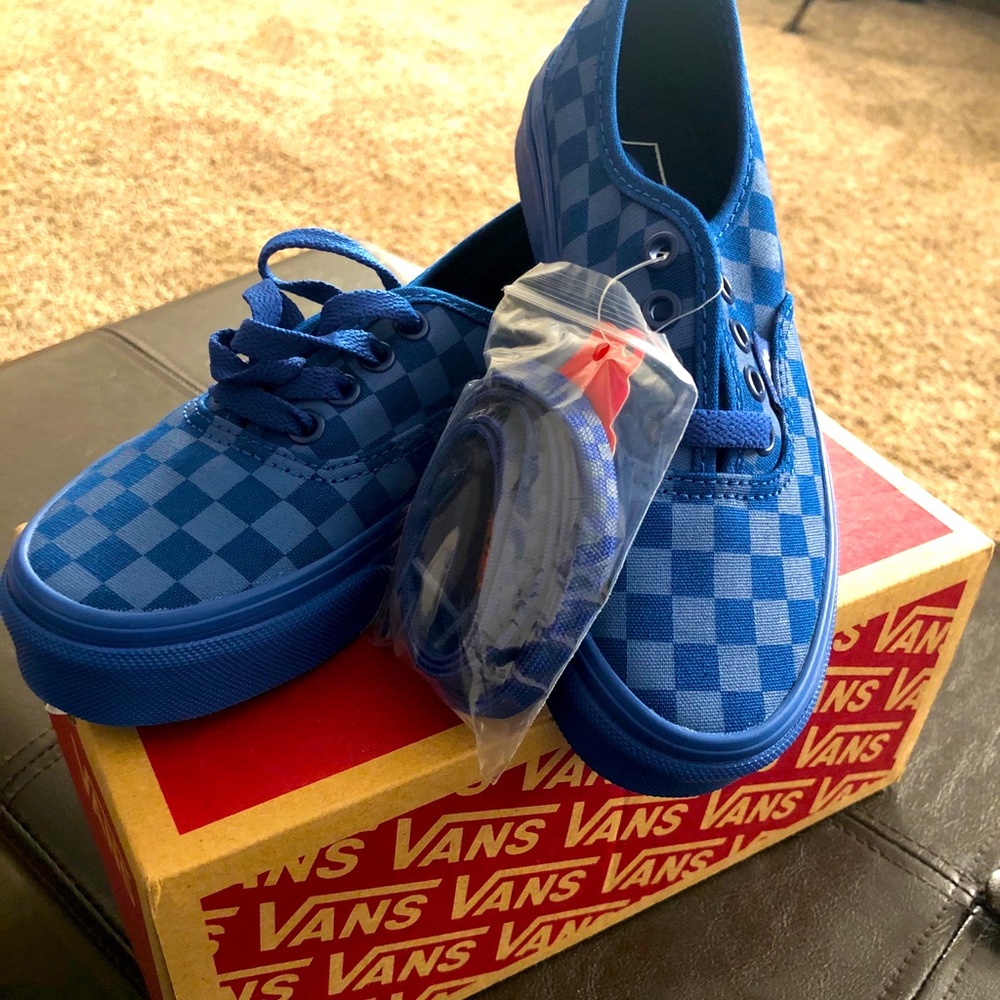 Vans kids sneakers NWT